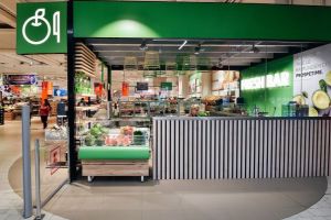 KAUFLAND, primul hipermarket  cu vitrine tip bar self-service şi sushi bar