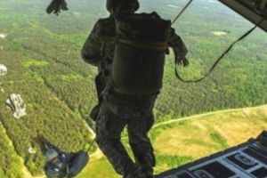 Paraşutist american, rănit în România! Breaking News! 