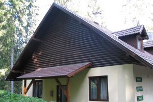 Vouchere de cazare în staţiunea Lacu Roşu – premiul câştigătorilor temei ”Romsilva, o companie altfel decât o ştiai!”