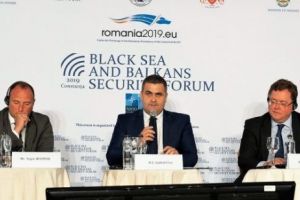Ministrul Apărării Naţionale, Gabriel Leş, la Forumul pentru Securitatea în Marea Neagră: “Este necesară monitorizarea acţiunilor Rusiei în regiune”