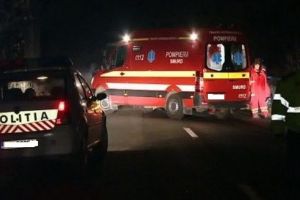 Autoturism răsturnat în Petelea