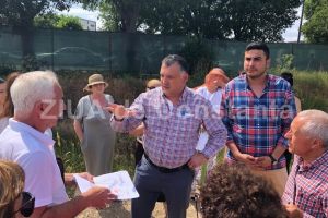 Presedintele PNL Constanta, deputatul Bogdan Hutuca, a mers in Palazu Mare si a discutat cu locuitorii care nu vor betoane ridicate printre case (galerie foto)