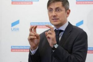 Haos în politica românească. Ce vrea USR după moţiunea de cenzură. „Jumătate dintre parlamentari vor trebui să-şi găsească un loc de muncă”