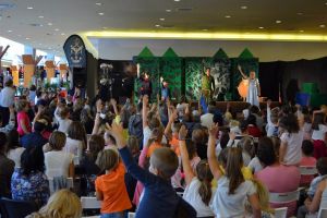 Spectacol de teatru, ateliere de creaţie pentru copii şi târg handmade, la Iulius Mall