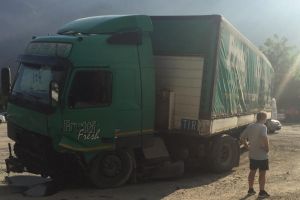 UPDATE FOTO – Accident grav pe Valea Oltului – O persoană a murit!