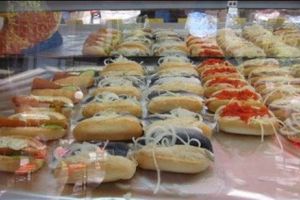 Sandvişuri mortale. Cinci persoane au decedat, iar autorităţile au lansat alerta. Se întâmplă şi la case mari