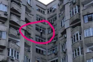 FOTO: Un bărbat a ameninţat că se aruncă de la etajul 7 dacă „domnul preşedinte Dragnea“ nu este eliberat din puşcărie