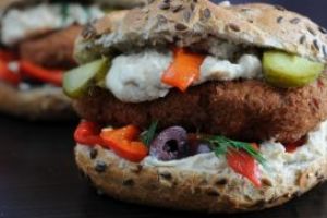 Listerioza: Alte doua decese in Marea Britanie legate de consumul unor sandviciuri preambalate