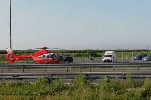 Accident pe Autostrada A2, sensul de mers spre Constanta. Intervine elicopterul SMURD