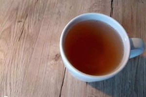 FOTO ȘTIREA TA: Apă roşie ca ceaiul la robinetele locuitorilor din Teiuş