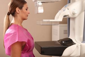 Examen mamografic gratuit în parcarea unui hipermarket din Miercurea Ciuc, în perioada 16-18 iunie 2019