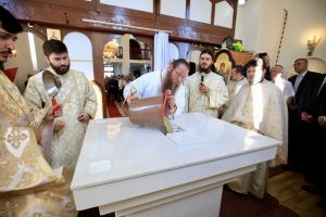 Slijbă de sfinţire la biserica „Sfinţii Împăraţi Constantin şi Elena” din Parohia Sâncrăieni