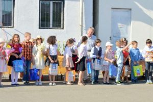 Herzlichen Glückwunsch der 2 D Klasse !