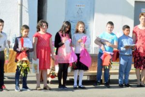 Clasa III-a E, elevi de FB la „Augustin Maior”