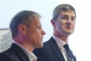 Bataia pe ciolan: Dan Barna recunoaşte CERTURILE cu Dacian Cioloş privind prezidenţialele