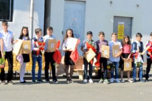 Premianţii clasei IV-a E, Gimnaziul „Augustin Maior”