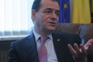 Nervi şi orgolii mari în PNL. Opoziţia, măcinată de războaie fratricide