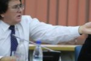 Robu despre USR: „Atacuri murdare, calomnie, populisme, chiar jenante!”