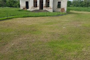 Un conac din judeţul Botoşani, abandonat de aproape 30 de ani, va fi reabilitat