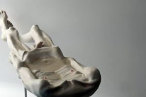 Profesorii de artă de la Timişoara expun în Rotonda TNB