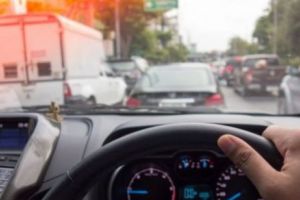 Cum a reuşit o româncă să obţină un permis de conducere nou