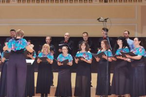 Sute de corişti au luat parte la prima ediţie a Festivalului coral „Lumină Lină” (FOTO/VIDEO)