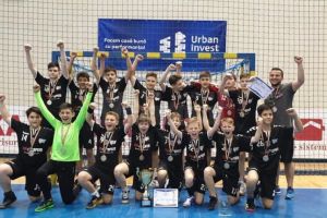 CSU Suceava a devenit vicecampioană naţională la juniori IV, după aurul cucerit tot în ...