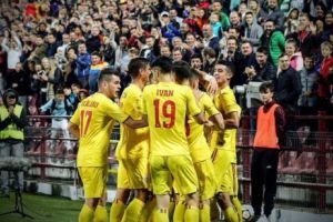 România debutează la EURO. Tineretul dă marele examen al maturităţii