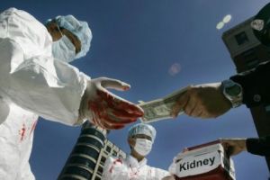 China: Recoltarea forţată de organe continuă să fie practicată