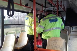 Politistii ploiesteni, in control in autobuze! Vezi aici cate amenzi au aplicat