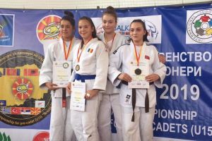 Orădeanca Iasmina Gyoker, campioană balcanică la judo juniori IV (U15) (FOTO)
