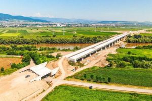 Stadiul lucrărilor la autostrăzi în luna mai: Italienii de la Pizzarotti, progres de 2,7% pe lotul 1 al Autostrăzii Sebeş-Turda