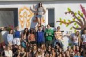 „De la om la om şi din sat în sat discutăm despre voluntariat”. Zeci de tineri din Europa se reunesc în tabăra de la Milcoveni