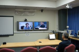 O firmă din Botoşani oferă judecătorilor din toată ţara posibilitatea să se vadă şi să comunice între ei