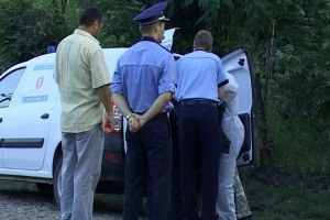 Șocant! Botoşănean de 43 de ani, găsit mort la marginea unui şanţ