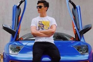 Vloggerul  Selly s-a despărţit de iubită. Abi Talent şi-a băgat coada!