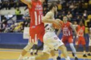 Situaţia echipei de baschet SCM Timişoara, în aer! Doar o parte a datoriei din 2015 s-a plătit