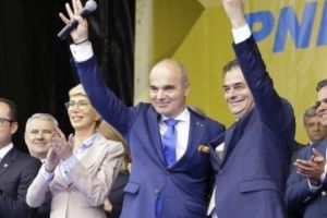 Rareş Bogdan, umilinţă maximă pentru Viorica Dăncilă: Capul meu minte nu are 