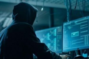 Alertă! FBI, Europol, Poliţia Română şi DIICOT, în plin război cu rakeţii internetului. Virusul informatic care poate să ucidă oameni