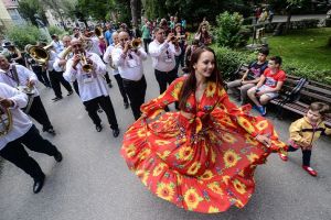 FITS aduce şi joi spectacole şi piese de teatru de top la Sibiu