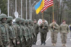 Pentagonul a decis alocarea unei sume de 250 milioane de dolari pentru dezvoltarea capacităţii de apărare a Ucrainei