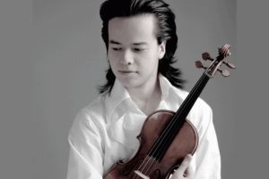 Tânărul violonist-fenomen Roman Kim va concerta la Târgu Mureş
