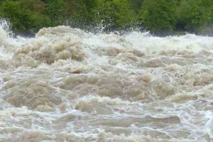 ATENȚIONARE HIDROLOGICĂ: Cod GALBEN în Alba, până vineri la ora 16.00. Pericol de inundaţii pe afluenţii râului Mureş, în aval de Târnave