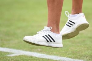 Adidas a pierdut marca înregistrată în Europa. Ce se întâmplă cu însemnul brand-ului