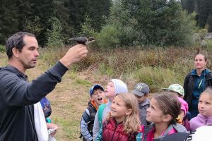 „Junior Rangerii continuă să descopere  Parcului Naţional Cheile Bicazului-Hăşmaş”