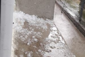 Prapad la Harsova! Grindina a facut ravagii (video)