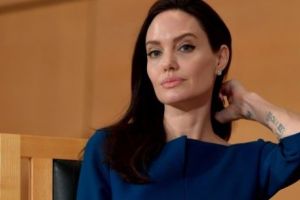 Angelina Jolie şi-a schimbat meseria. De ce s-a apucat celebra actriţă
