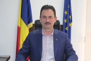 Contract cadru multianual pentru reparaţii la locurile de joacă, propus de Andronache pentru ...