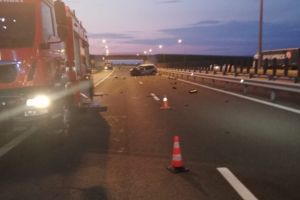 Șoferul implicat in tragedia de pe Autostrada A1 era baut cand a fost gasit de politisti. Un copil si bunicii sai au murit in accident