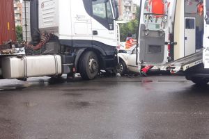 Accidente rutiere la Slobozia şi Feteşti